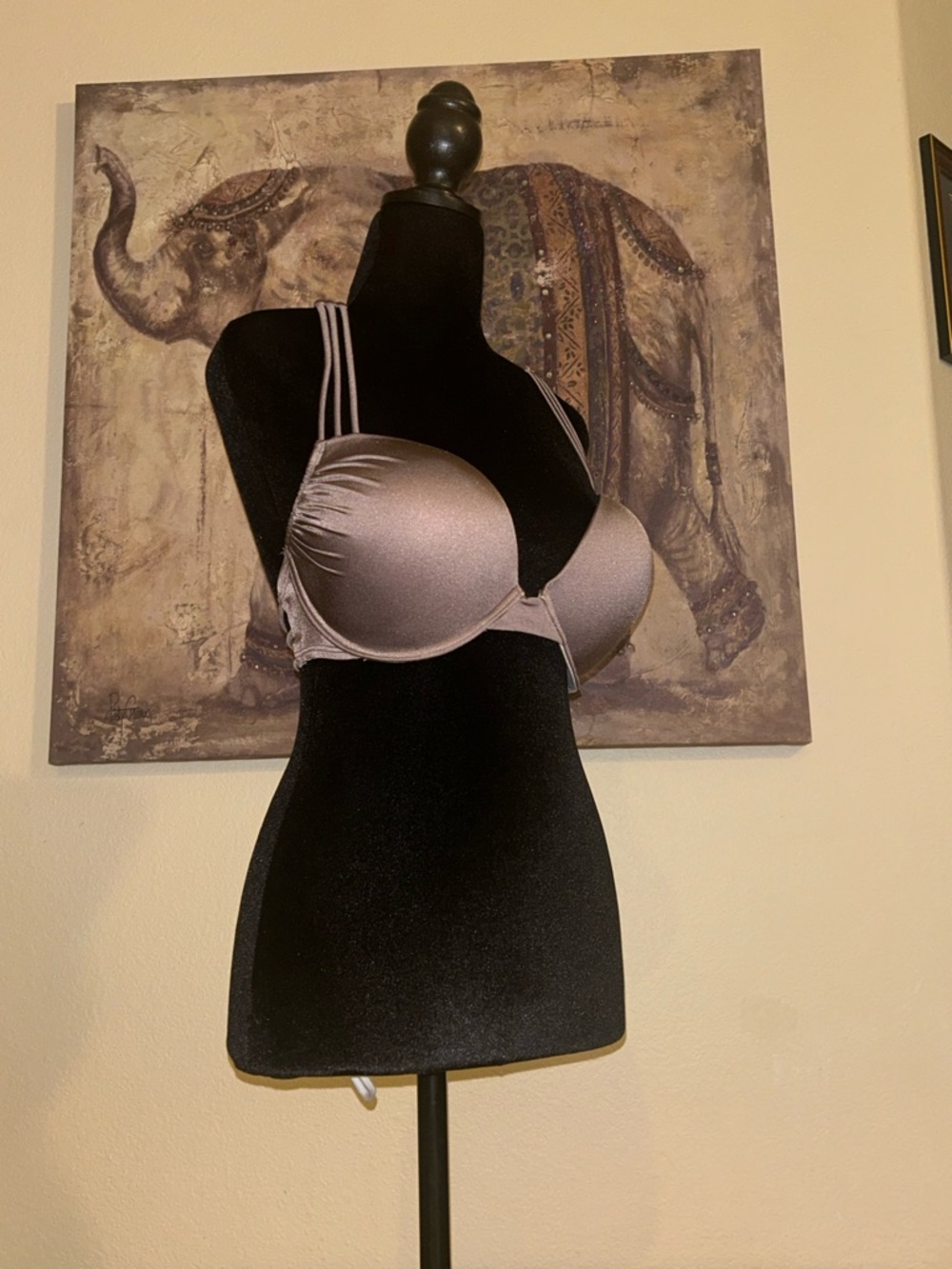 Victoria’s Secret Bombshell Push-up Swim Suit Bikini Top 32DD Adds 2 Cups NWOT